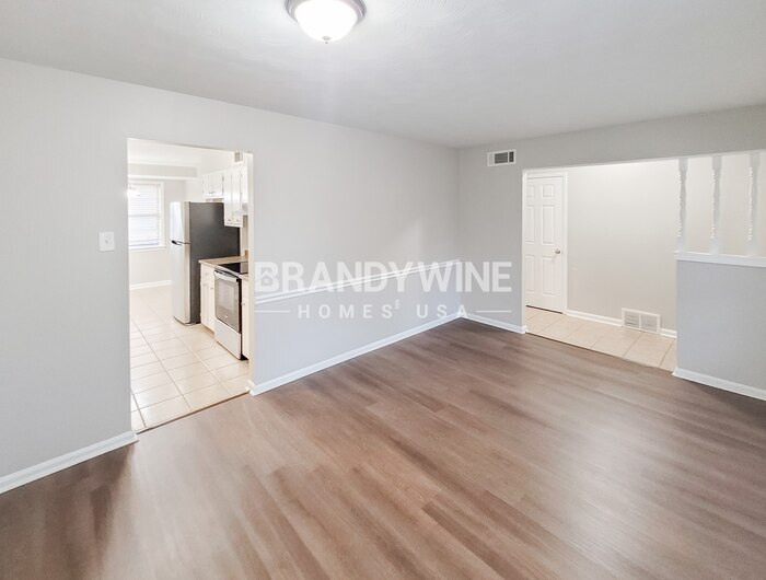 Building Photo - 6787 Spruce Hill Dr