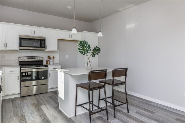 Building Photo - 1707 Ashwood Ave