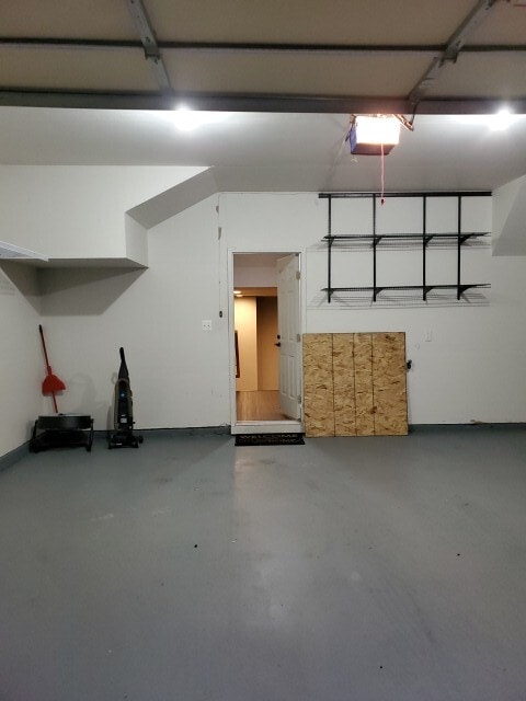 Building Photo - 720 Vestal St