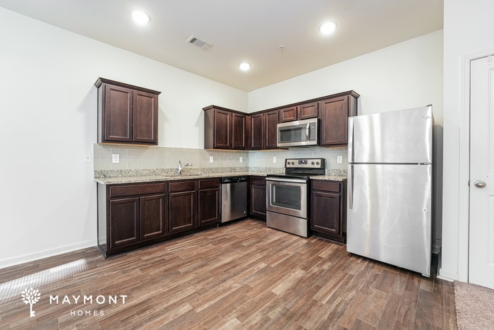 Building Photo - 2017 Millstream Hollow