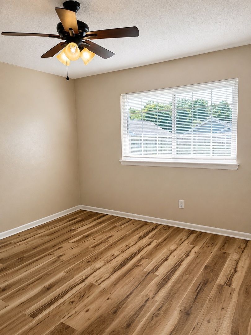 Building Photo - 3973 Teakwood Dr