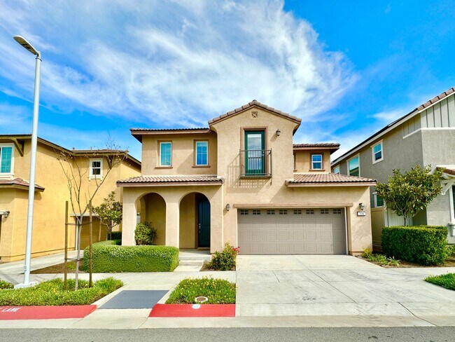 Primary Photo - Lovely Two-Story Home in the New Community...