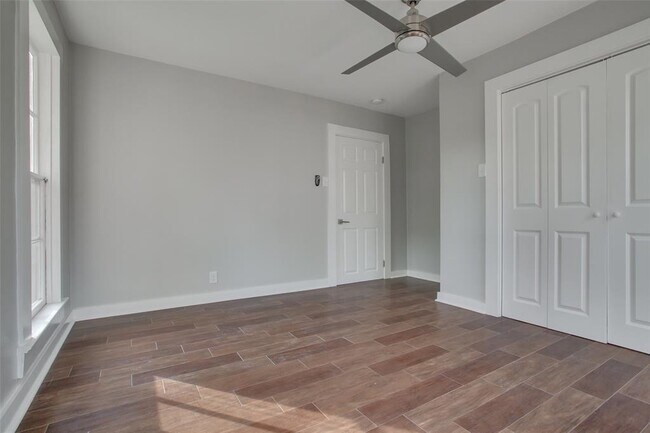 Building Photo - 4500 Avenue H