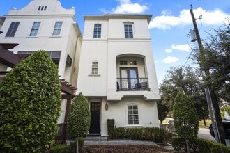 Building Photo - 2131 McIlhenny St