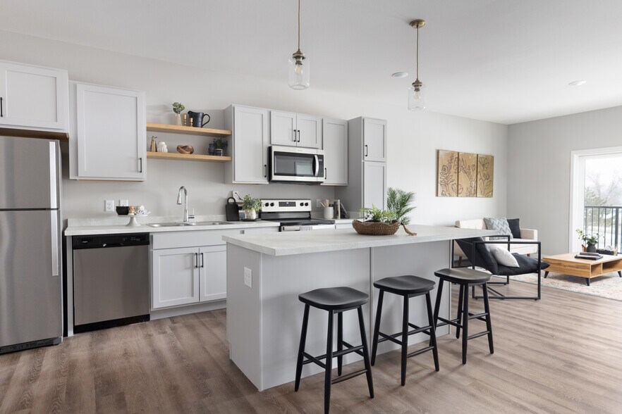 Compass I 600 30th Ave S Moorhead MN 56560 Apartment Finder