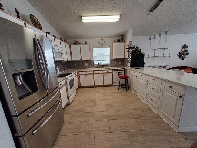 Building Photo - 944 Lockbreeze Dr