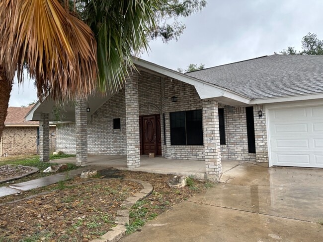 Primary Photo - 2729 Palmer Dr