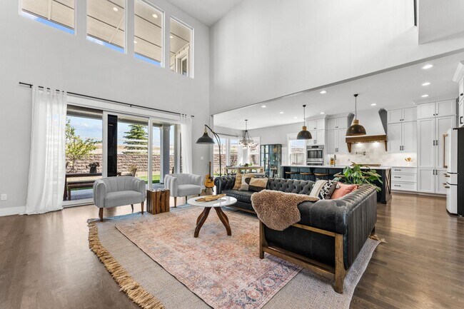 Building Photo - Luxury Living in Dry Creek Ranch – Custom ...