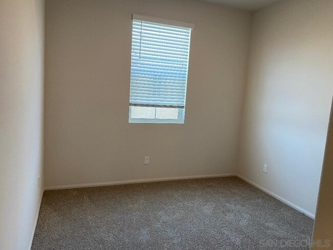 Building Photo - 40445 Melrose Dr
