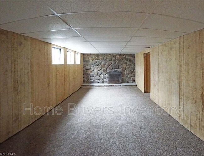 Building Photo - 2800 S Turner Rd