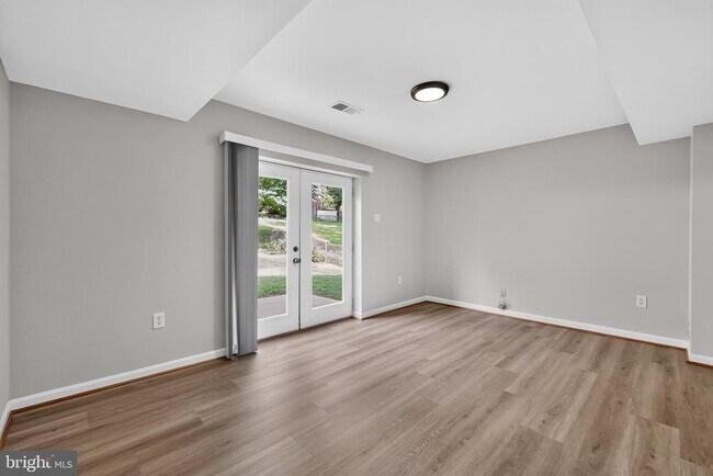 Building Photo - 4898 Wheatstone Dr