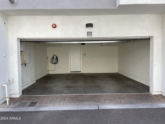 Building Photo - 4444 N 25th St