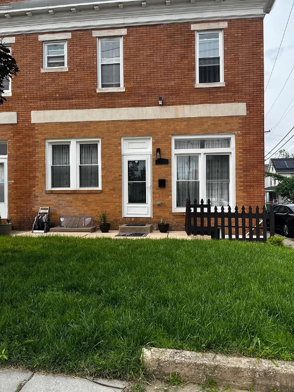 Building Photo - 2912 Grindon Ave