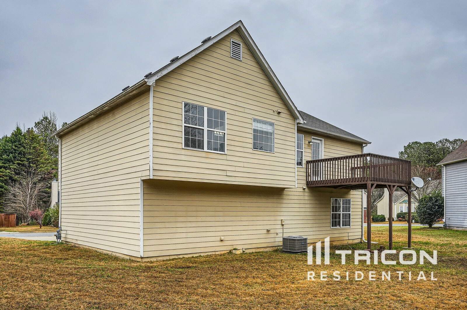 Building Photo - 3160 Brookfield Dr SW