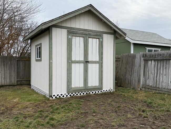 Building Photo - 12411 W 11th Ave