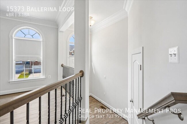 Building Photo - 15373 Ballerina Lp