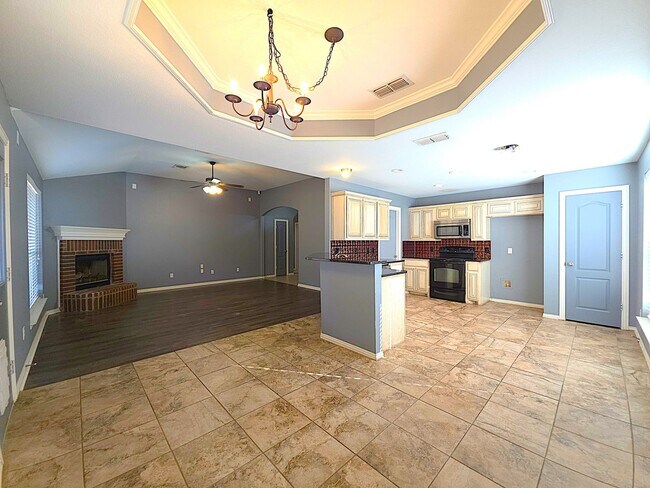 Building Photo - 3323 Mugsy Dr