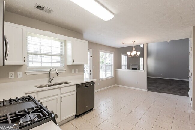 Building Photo - 2599 Field Spring Dr