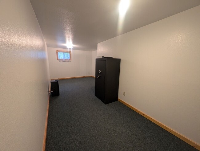 Building Photo - 31 Cunningham Rd