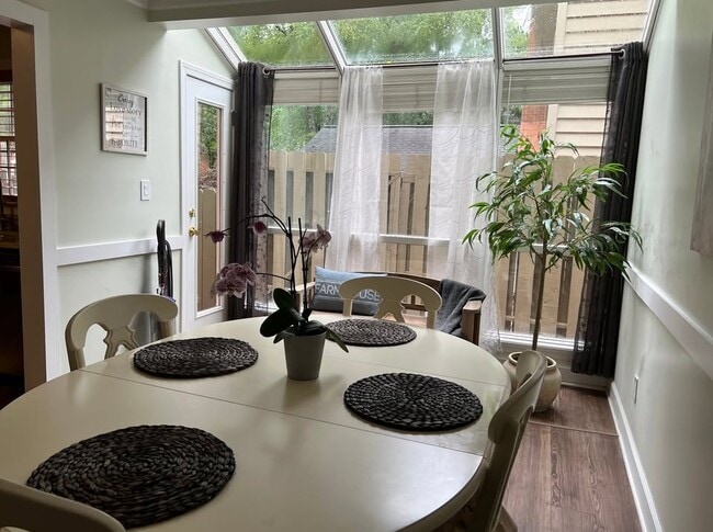 Building Photo - 23 Mt Vernon Cir