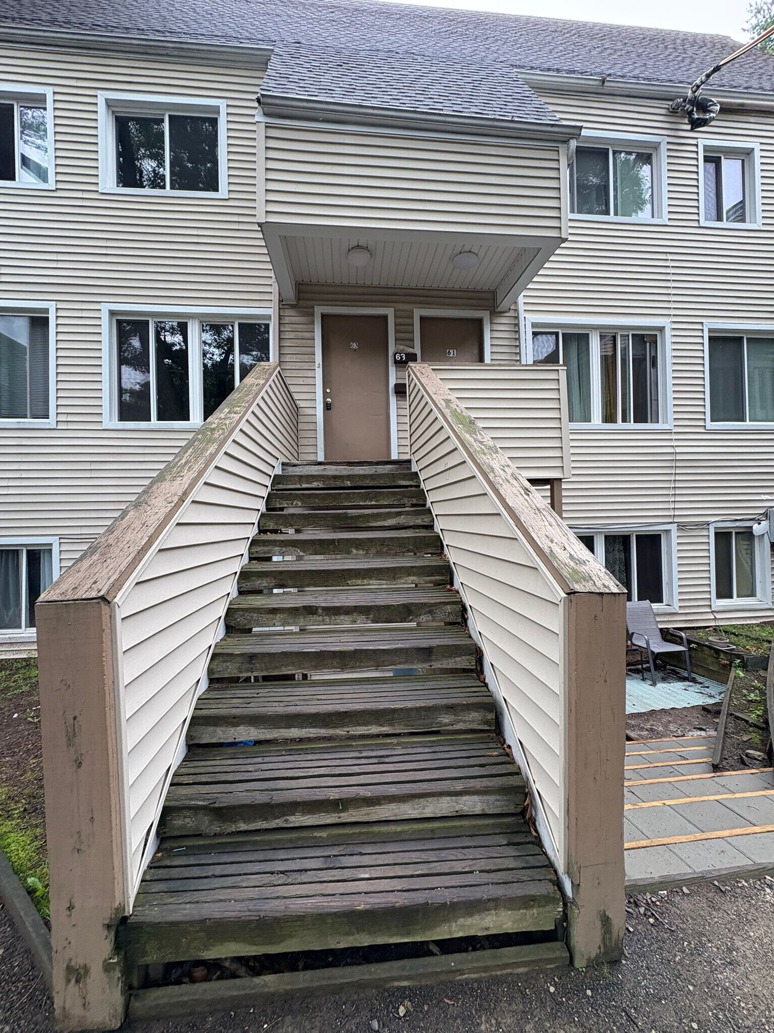 Building Photo - 63 Irving St