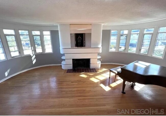 Building Photo - 3311 Xenophon St