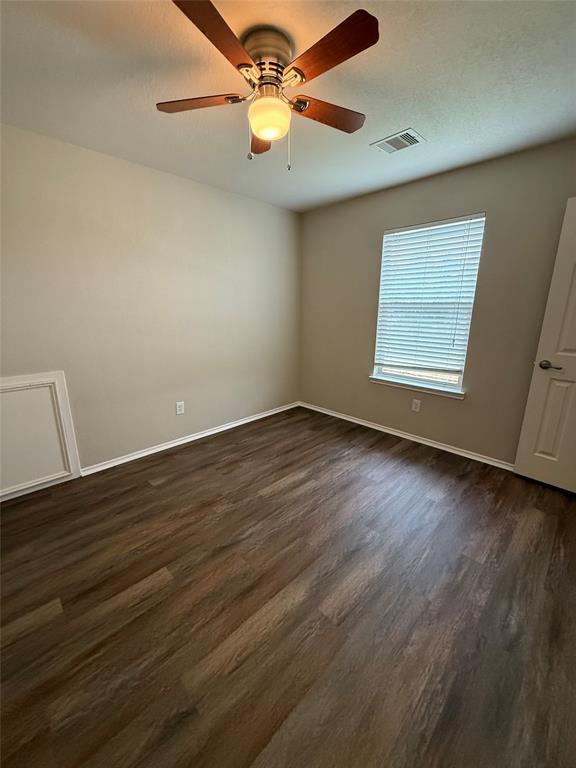 Building Photo - 9011 Plume Tree Dr