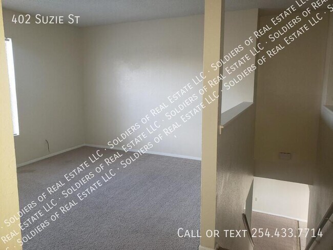 Building Photo - 402 Suzie St