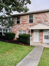 Building Photo - 337 Pheasant Run Ct