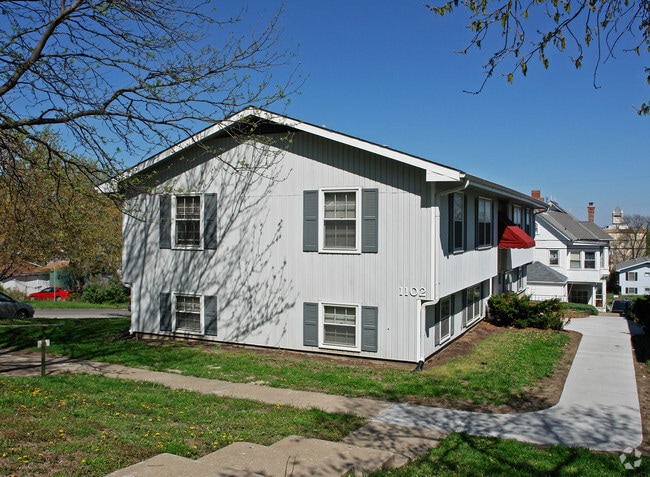 Building Photo - 1102 Ohio St