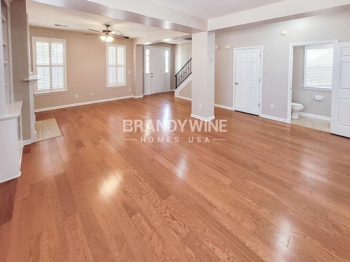 Building Photo - 967 Cairn Creek Dr