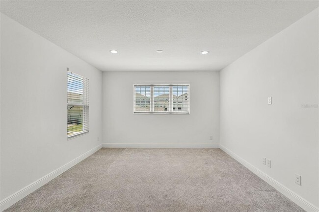 Building Photo - 7818 Syracuse Dr