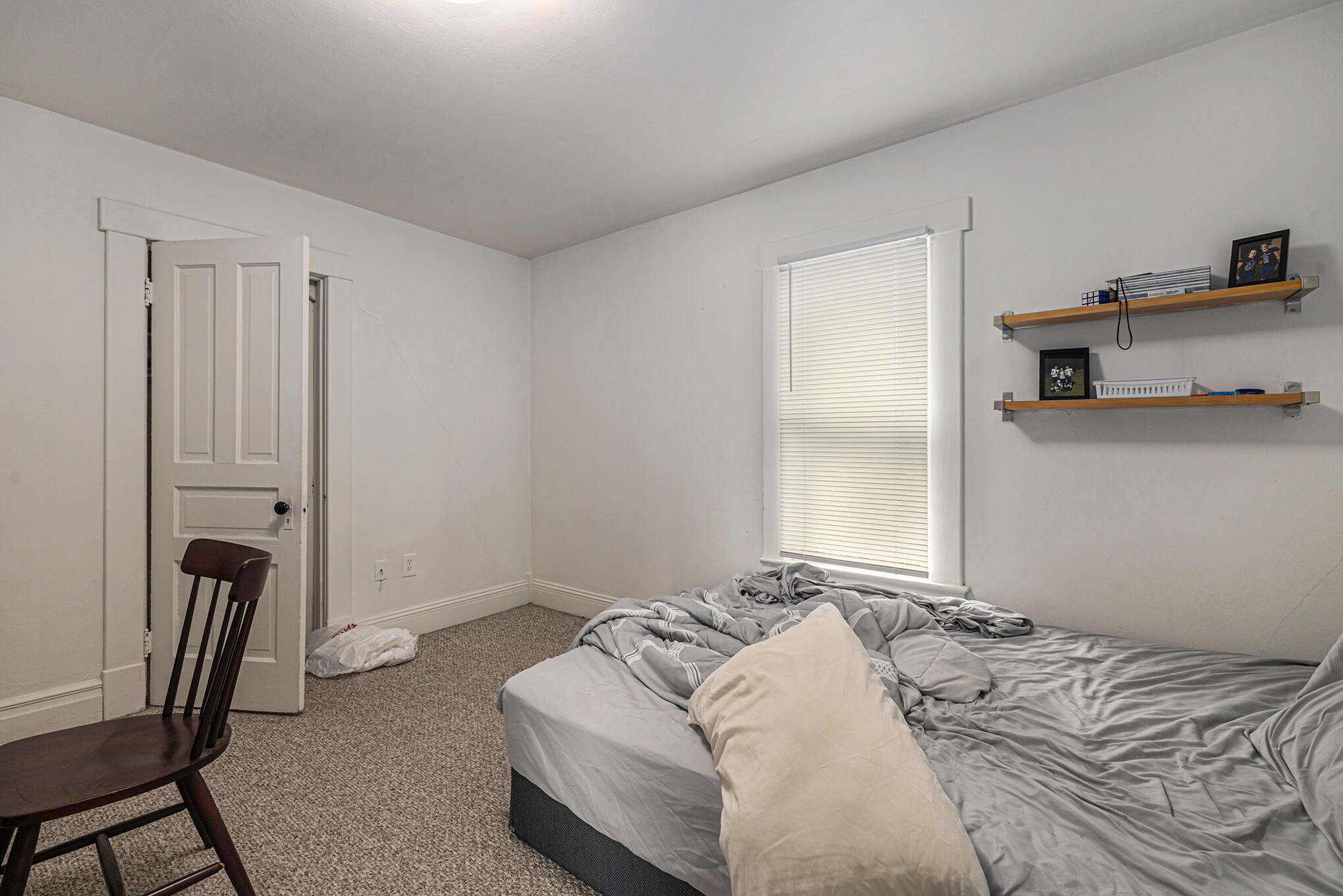 Building Photo - 515 S 4th Ave