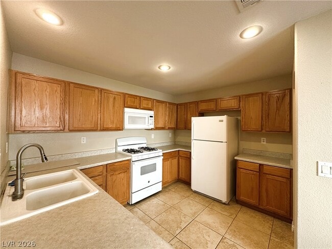 Building Photo - 9272 Nerone Ave