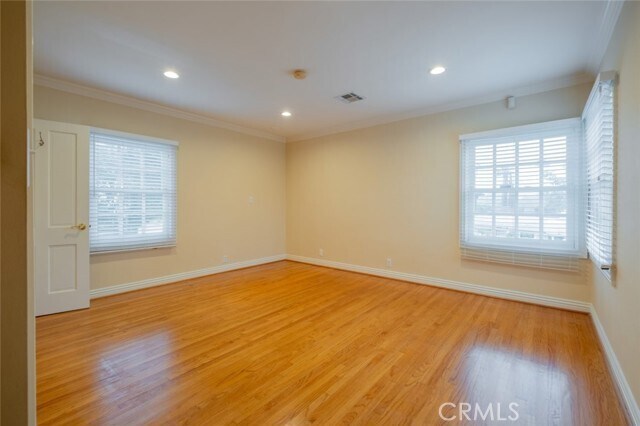 Building Photo - 1233 Imperial Dr