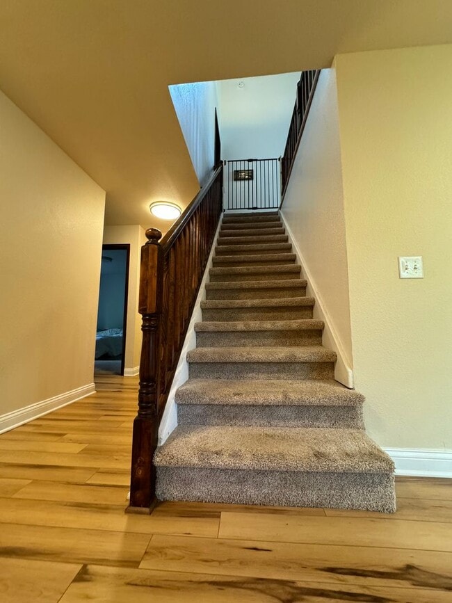 Building Photo - 2521 Autumn Cir