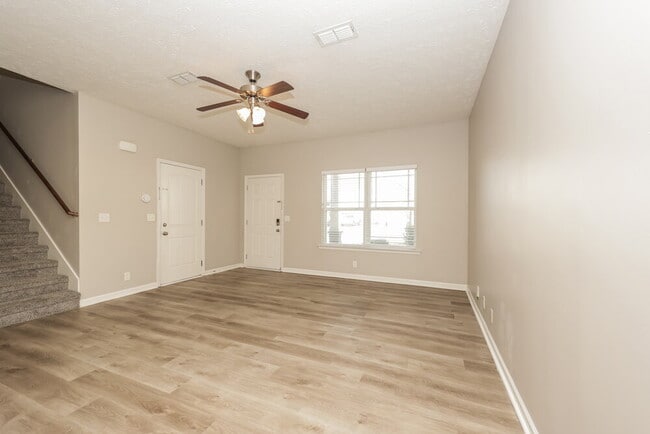 Building Photo - 2527 Salem Glen Xing