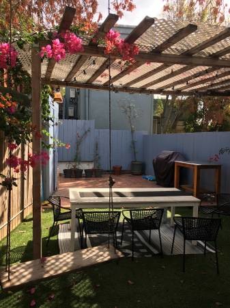 Building Photo - 2506 Glen Green St