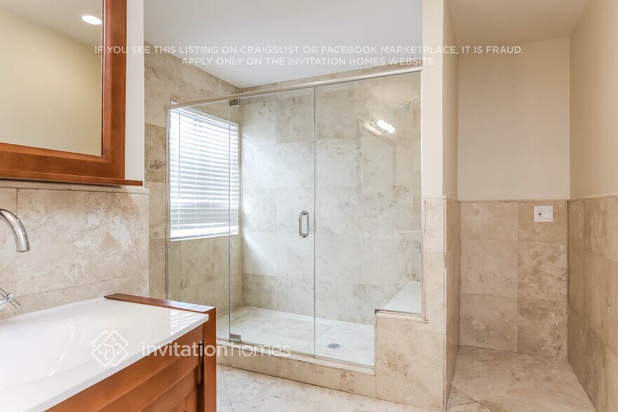 Building Photo - 14730 SW 158th St