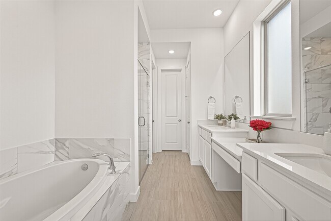 Building Photo - 7427 Compass Dr