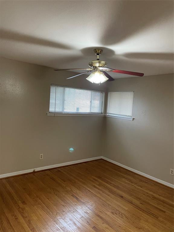 Building Photo - 3727 Woodvalley Dr
