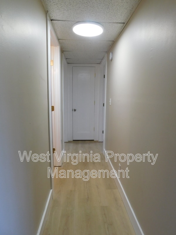 Building Photo - 98 Goodman Dr