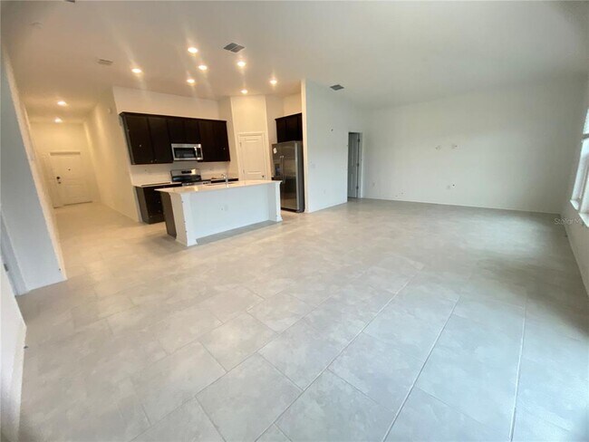 Building Photo - 3938 Willow Brk Dr