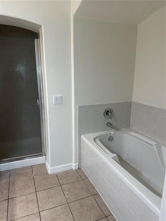 Building Photo - 1350 Chatfield Pl