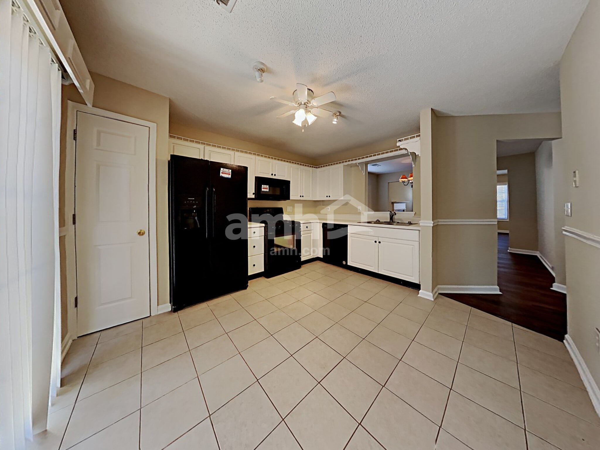 Building Photo - 6638 Shady Ridge Ln