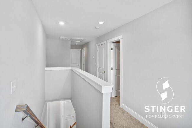 Building Photo - 29 White Heron Dr