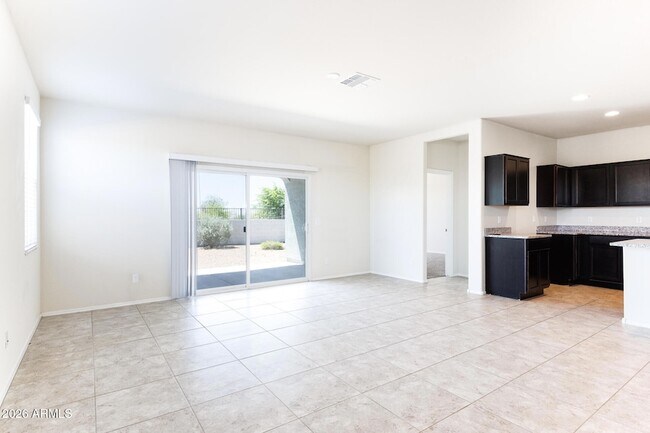Building Photo - 1075 W Avalon Canyon Dr