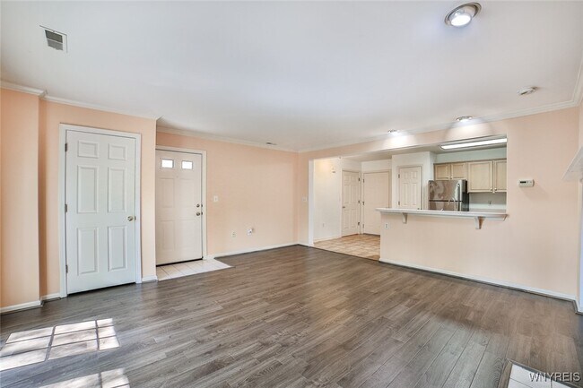 Building Photo - 2775 N Forest Rd