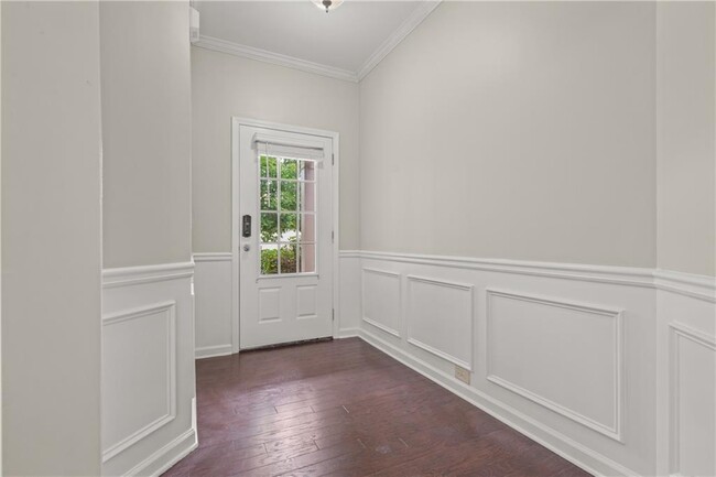 Building Photo - 4940 Breezewood Cir