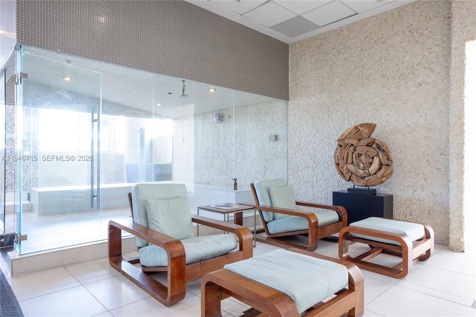 Building Photo - 92 SW 3rd St